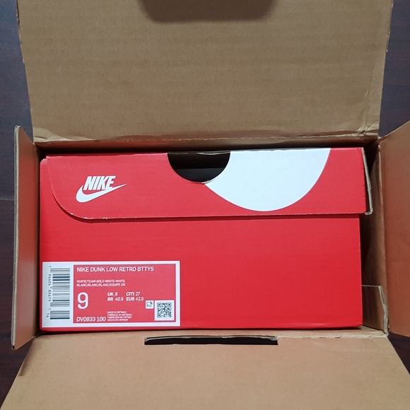 ♥️SOLD OUT♥️🏅TEAM GOLD🏅NIKE DUNK LOW RETRO BETTY - Picture 10 of 11